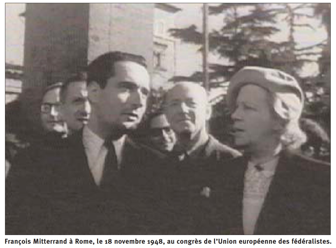 François Mitterrand à Rome, le 18 novembre 1948, au congrès de l'UEF