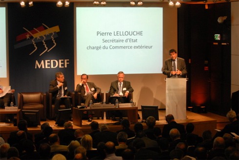 Medef&Pierre Lellouche, le 6 septembre 2011